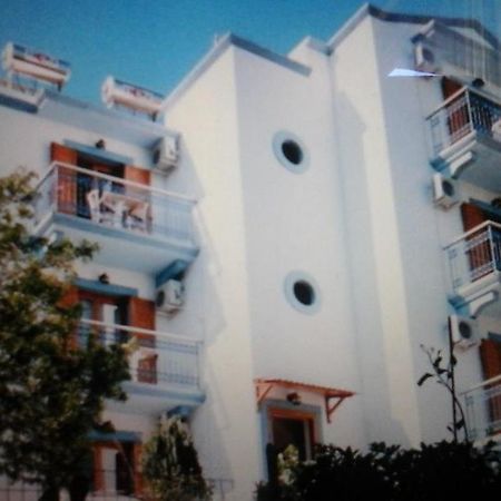 Panorama Studios Meyísti Exterior foto